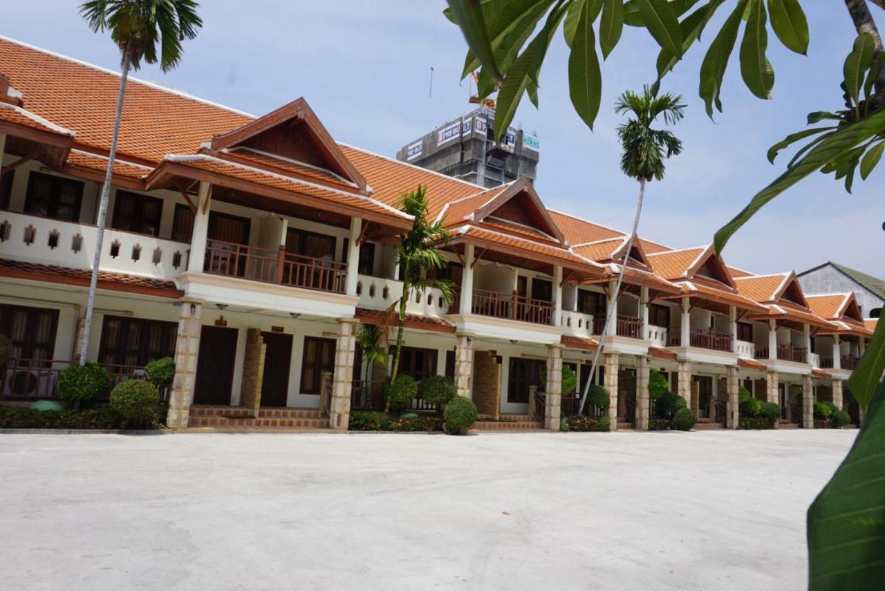 Anantaya Resort Jomtien Beach Buitenkant foto